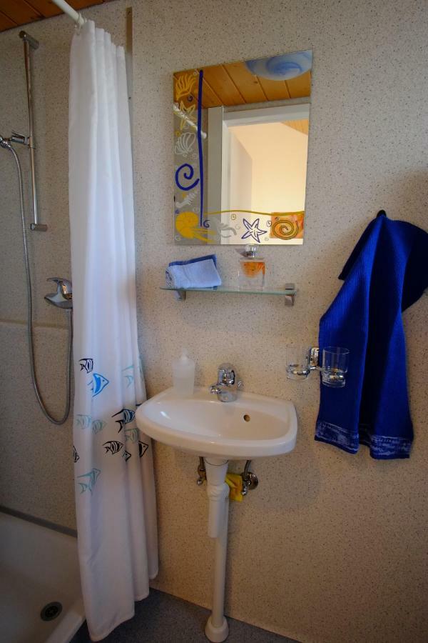 Ferienzimmer Zuelli Erlach ภายนอก รูปภาพ